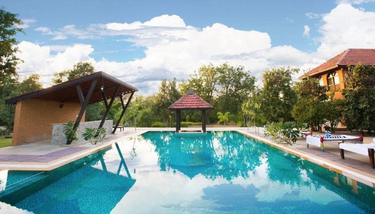 Vannraj Resort And Spa Khawasa Экстерьер фото